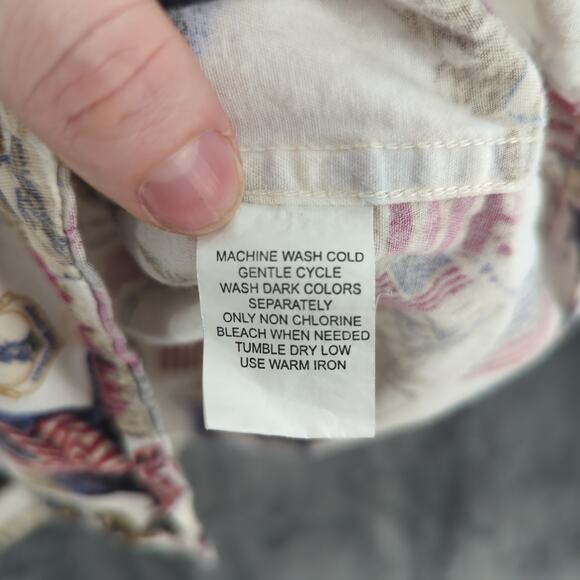 Patriotic Americana Military Men’s XL Button Down Shirt USA Flag Resortwear - Picture 8 of 8